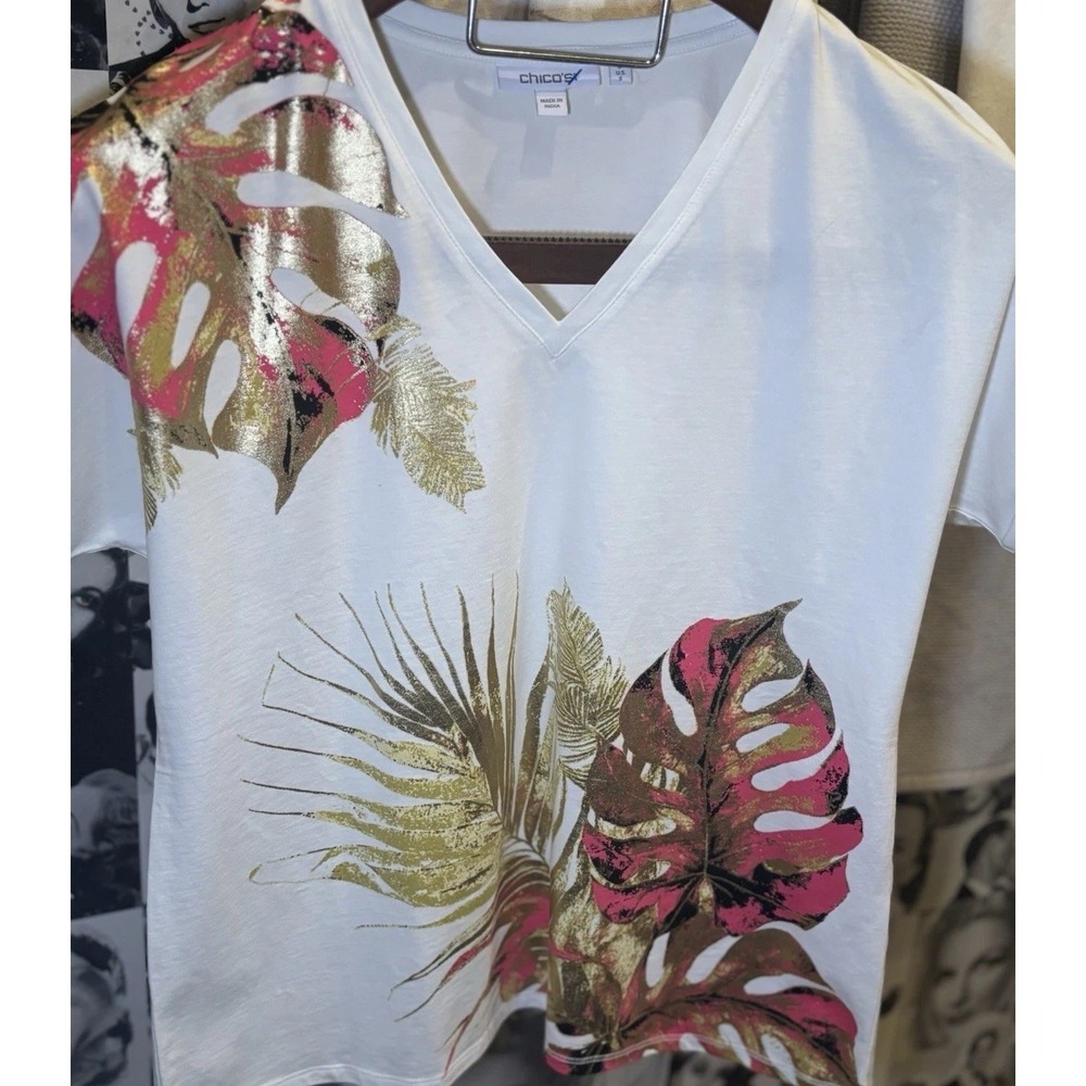 Chicos Small Gold Foil Short Sleeve Top Chicos 0 Pink Palms Metallic Gold - Picture 6 of 11